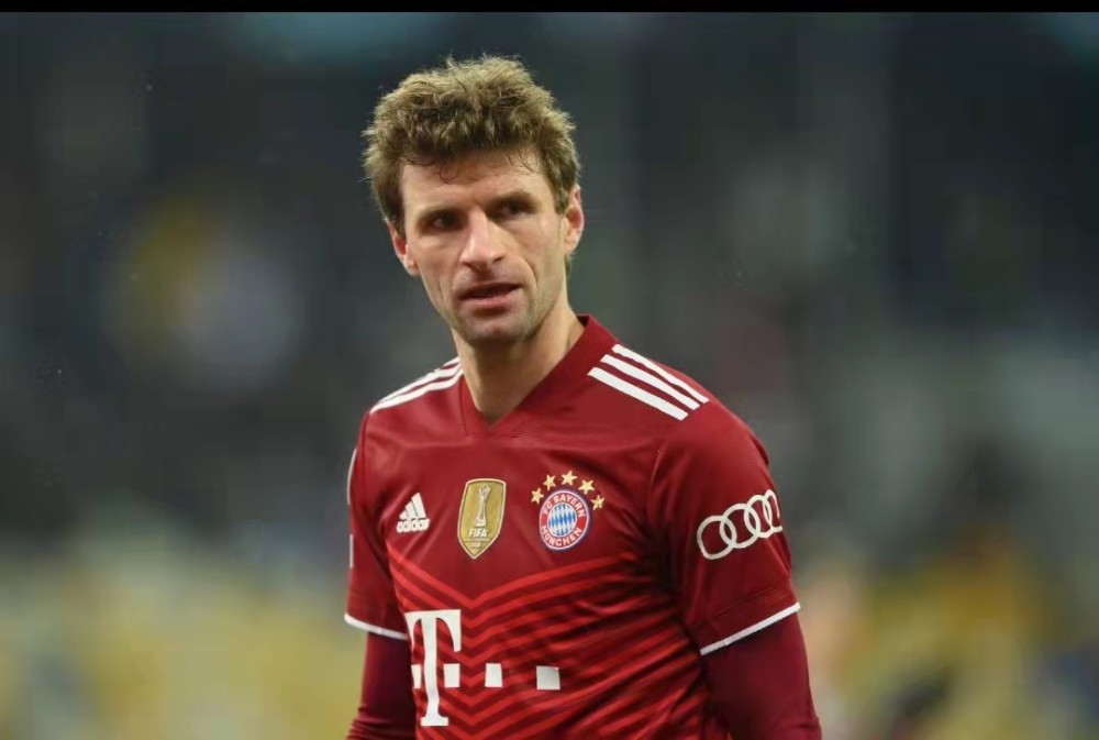 趣体育娱乐-加时末段德甲焦点战，罗马再遭质疑，目标明确，临场指挥获称赞 