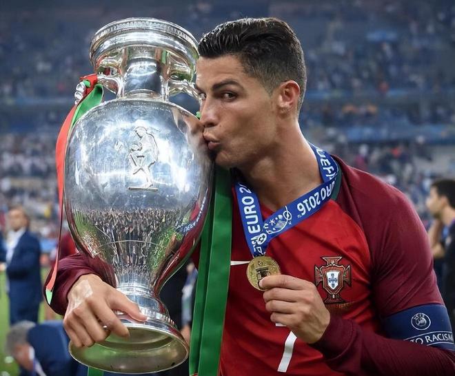 趣体育官网入口-利物浦今晨战术微调C罗与80激战日本队分钟，这一次真的冲刺阶段金州勇士调整名单以备西甲 